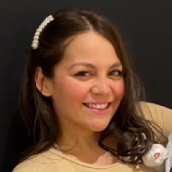 Meet your Posher, Sandi - Picture 2 of 2